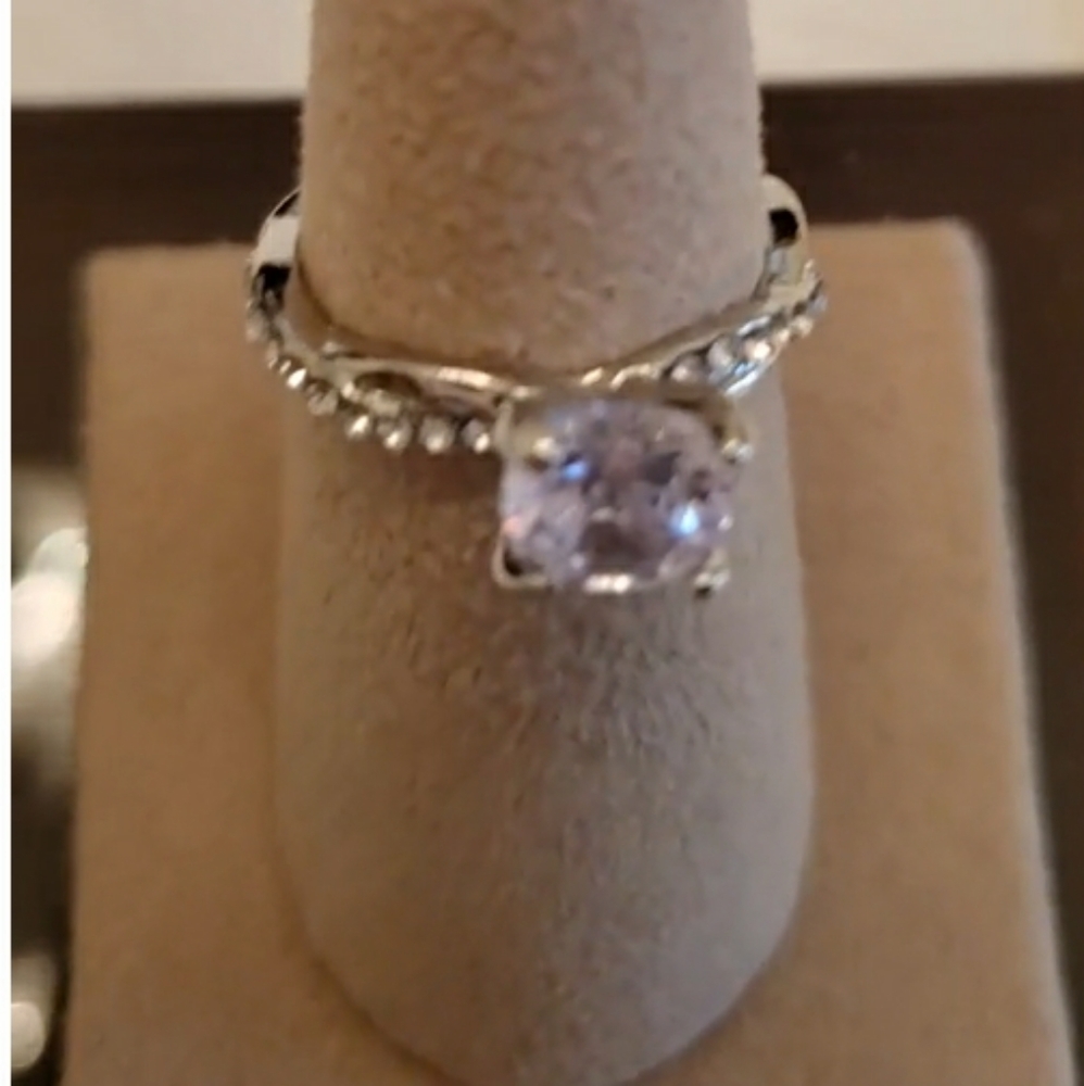 iLH Women Engagement Wedding - Picture 2 of 2